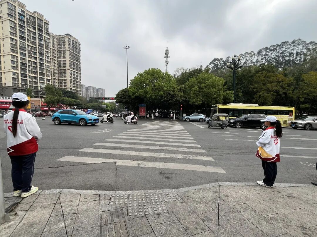 学雷锋 践初心——我校2026年学雷锋志愿服务月活动圆满收官